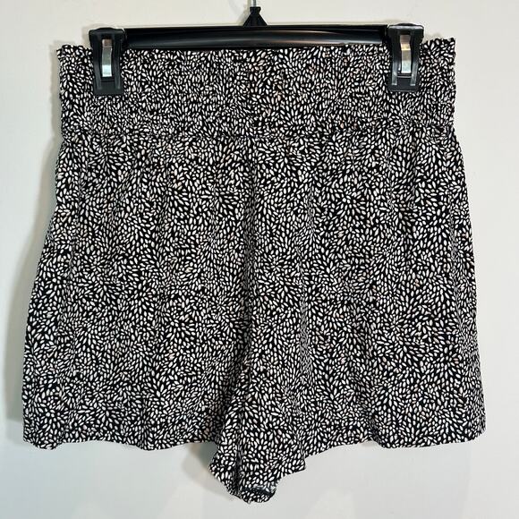Abercrombie Printed Pull On Shorts - Picture 4 of 5